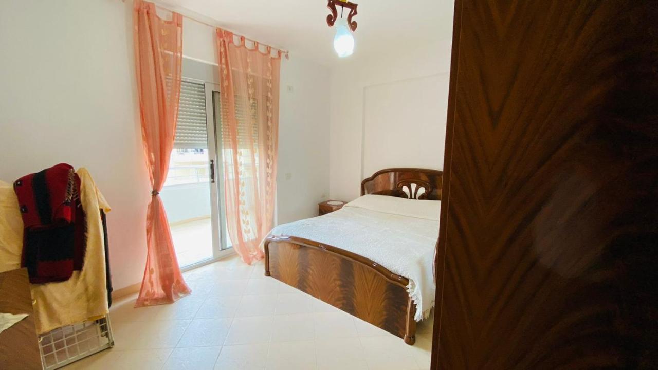 Aria Apartment'S Vlorë Esterno foto