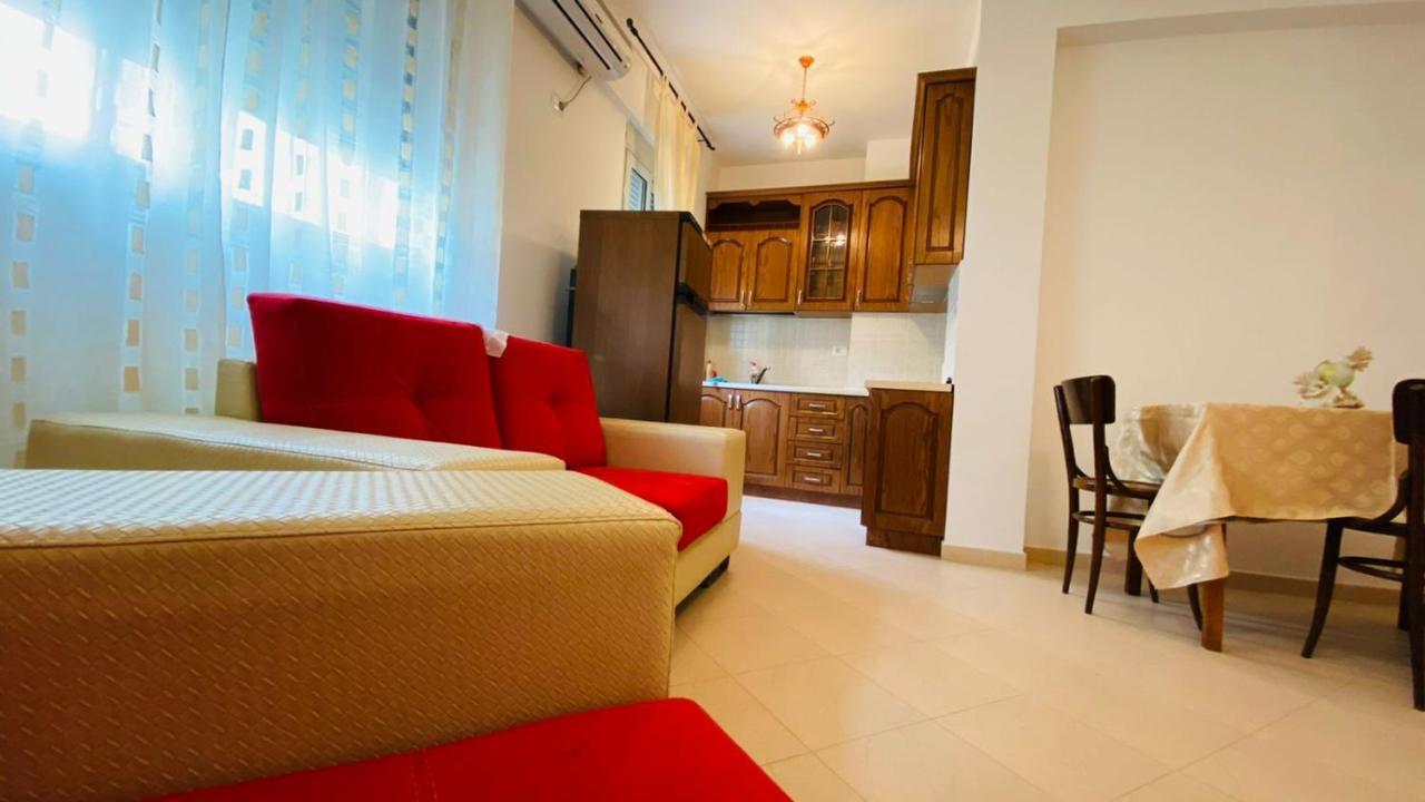 Aria Apartment'S Vlorë Esterno foto