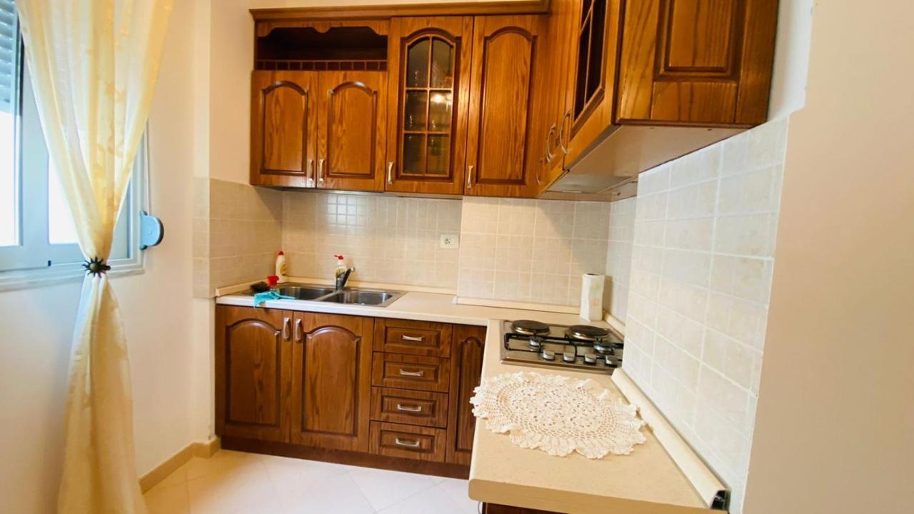 Aria Apartment'S Vlorë Esterno foto