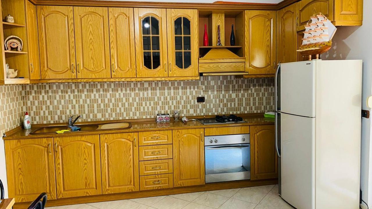 Aria Apartment'S Vlorë Esterno foto